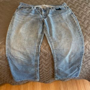 Ladies American Eagle 12 petite jeans